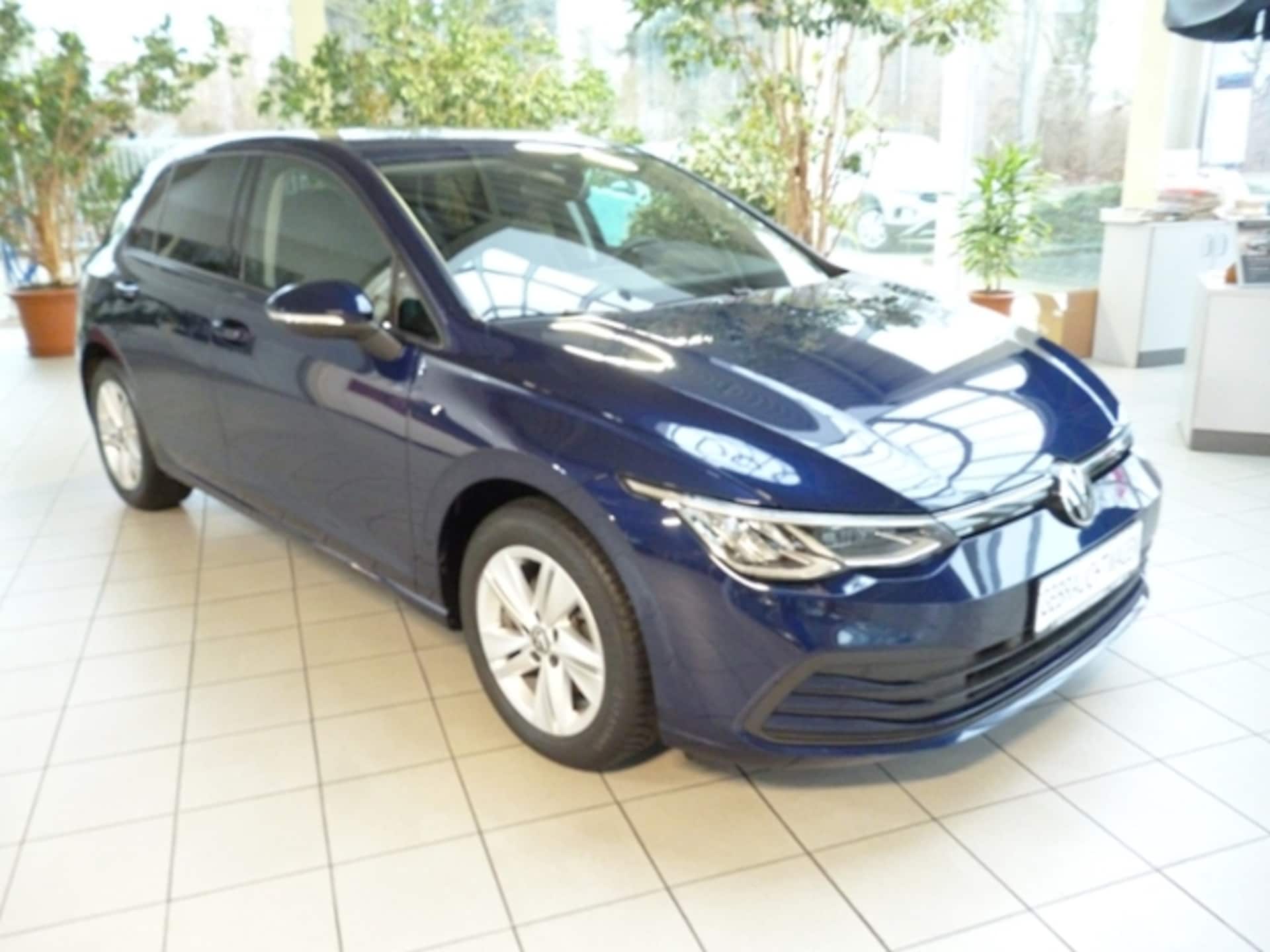 Volkswagen Golf Life