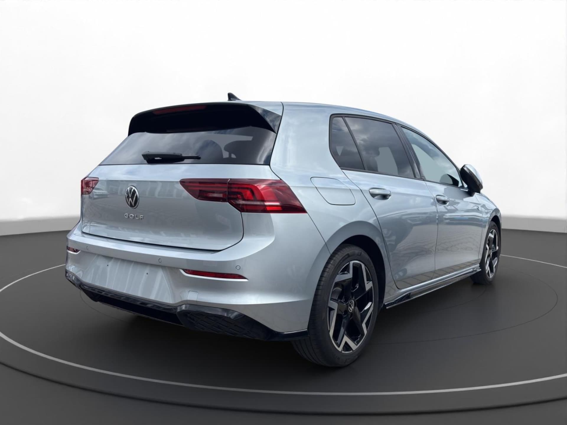 Volkswagen Golf R-Line