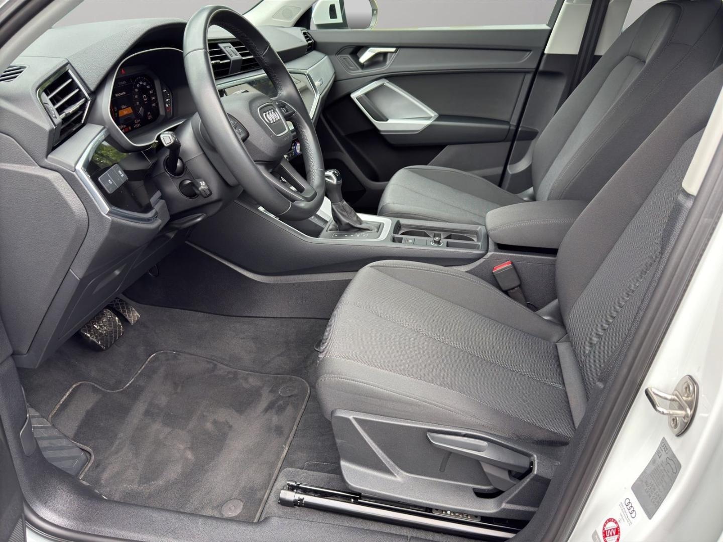 Bild über Audi Q3 TFSI e 45 TFSI e S tronic - für weitere Informationen kontaktieren Sie den Audi Partner