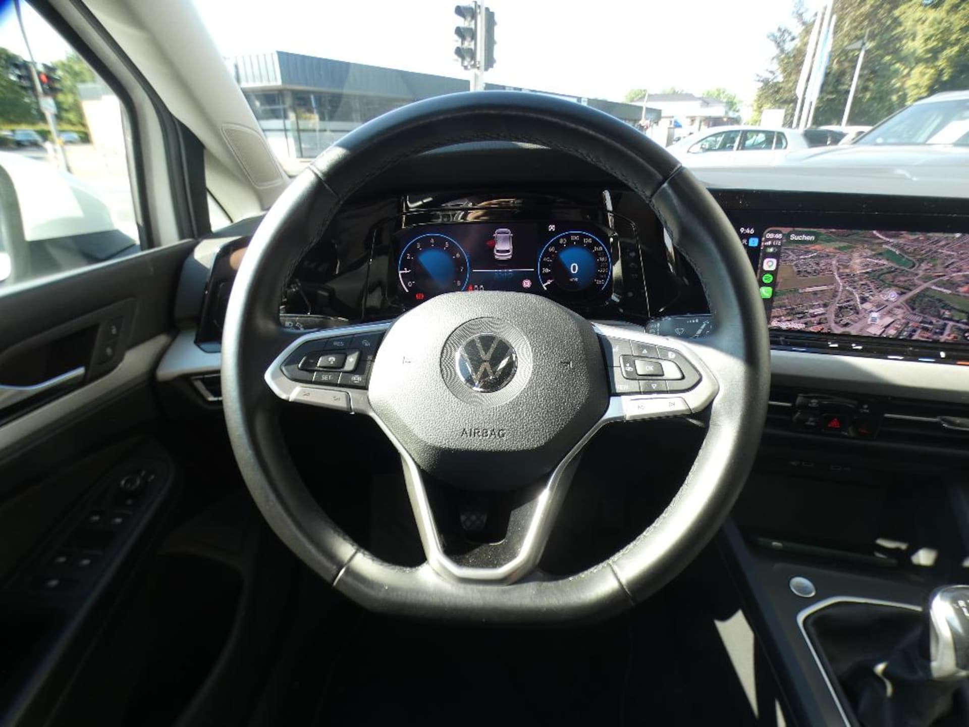 Volkswagen Golf Life