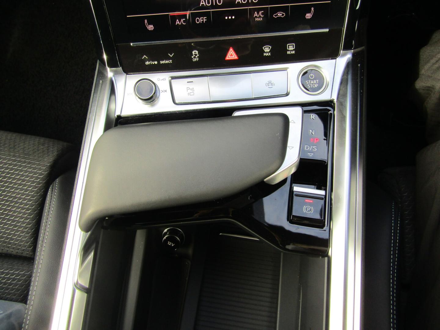 Image about Audi e-tron Sportback 50 quattro S line 230,00 kW
