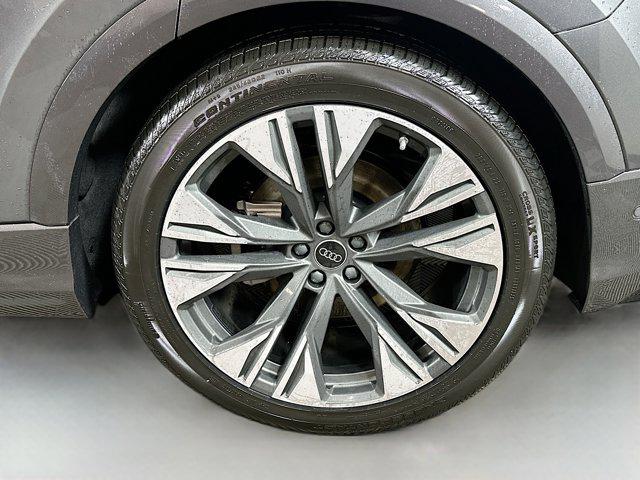 2026 Audi Q8 Premium Plus - Photo 31