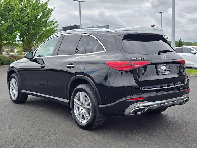 2023 Mercedes-Benz GLC 300