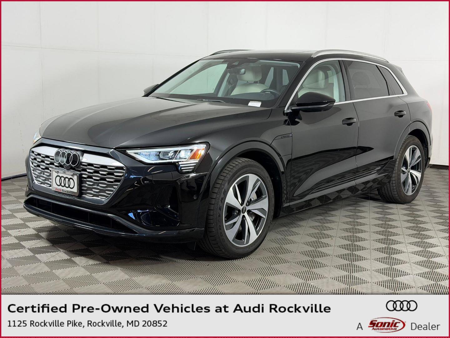 2024 Audi Q8 e-tron 55 114 kWh Premium Plus quattro's photo