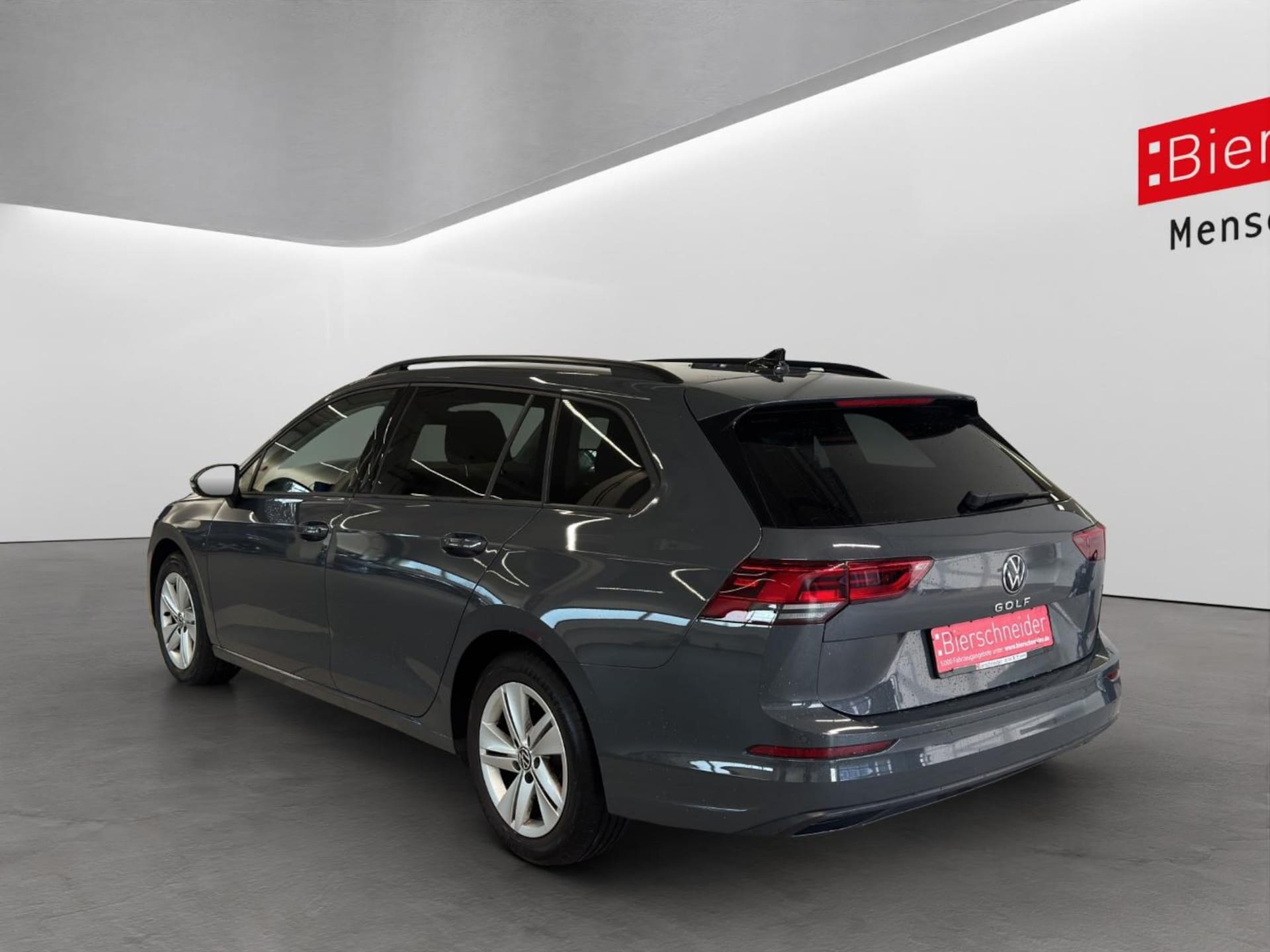 Volkswagen Golf Variant Life