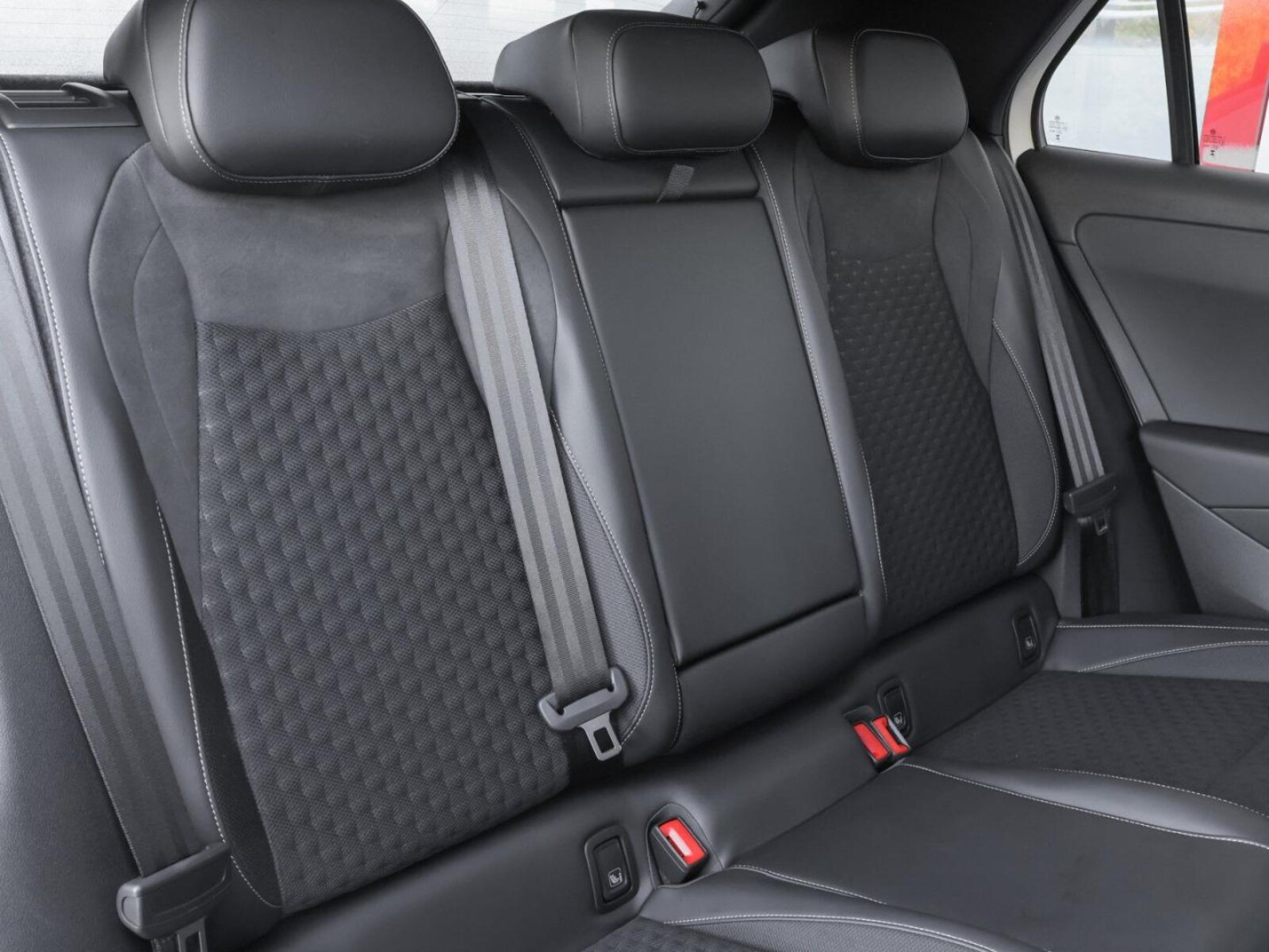 Volkswagen T-Roc – Bild 4