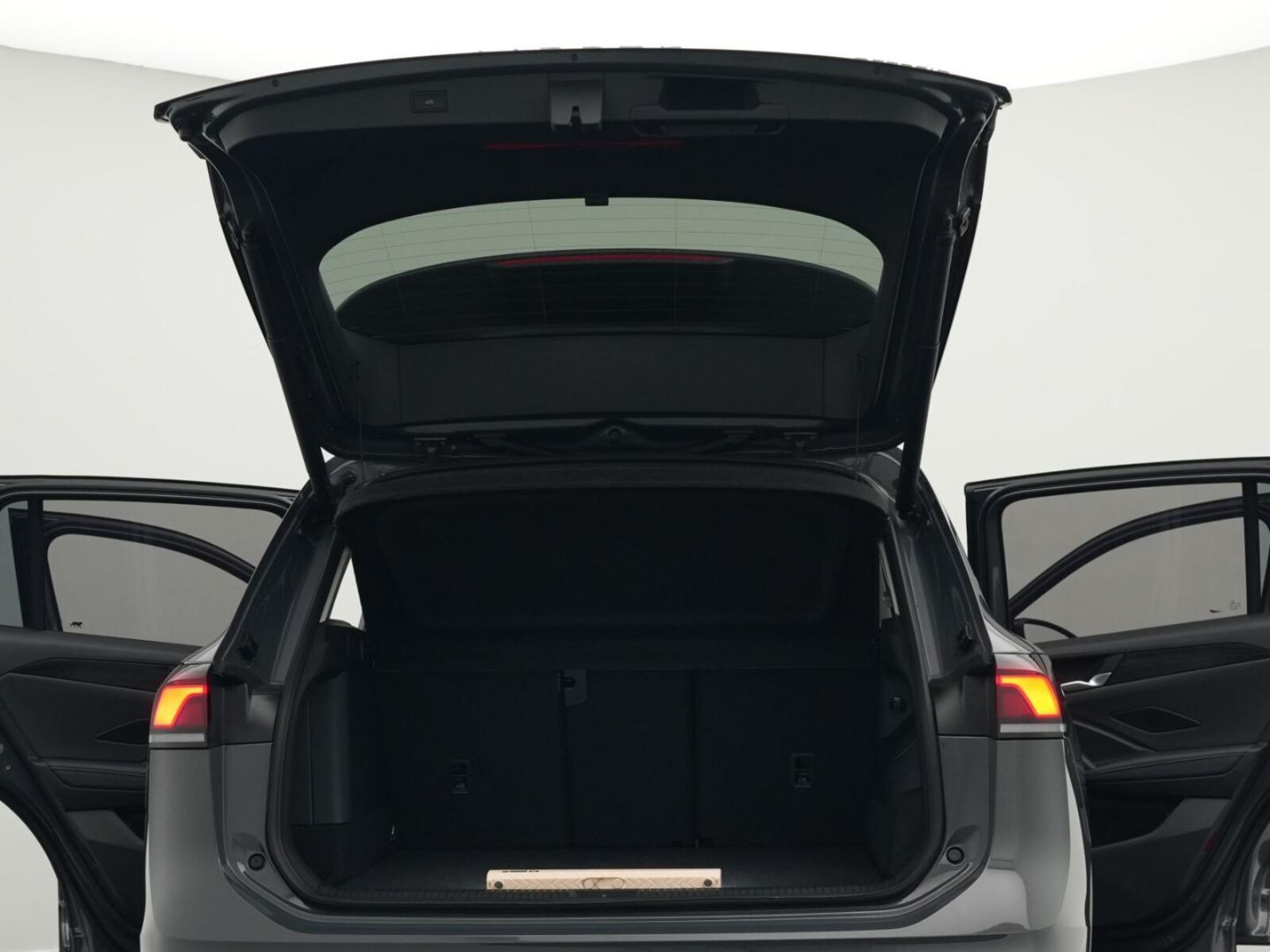 Volkswagen Tiguan – Bild 18