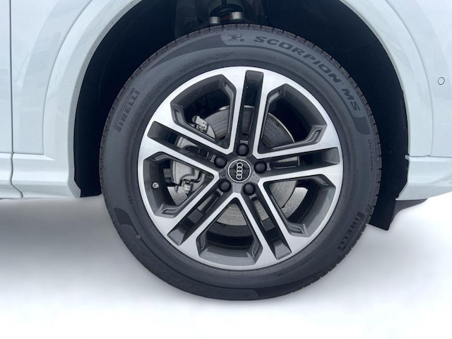 2025 Audi Q5 Premium - Photo 11