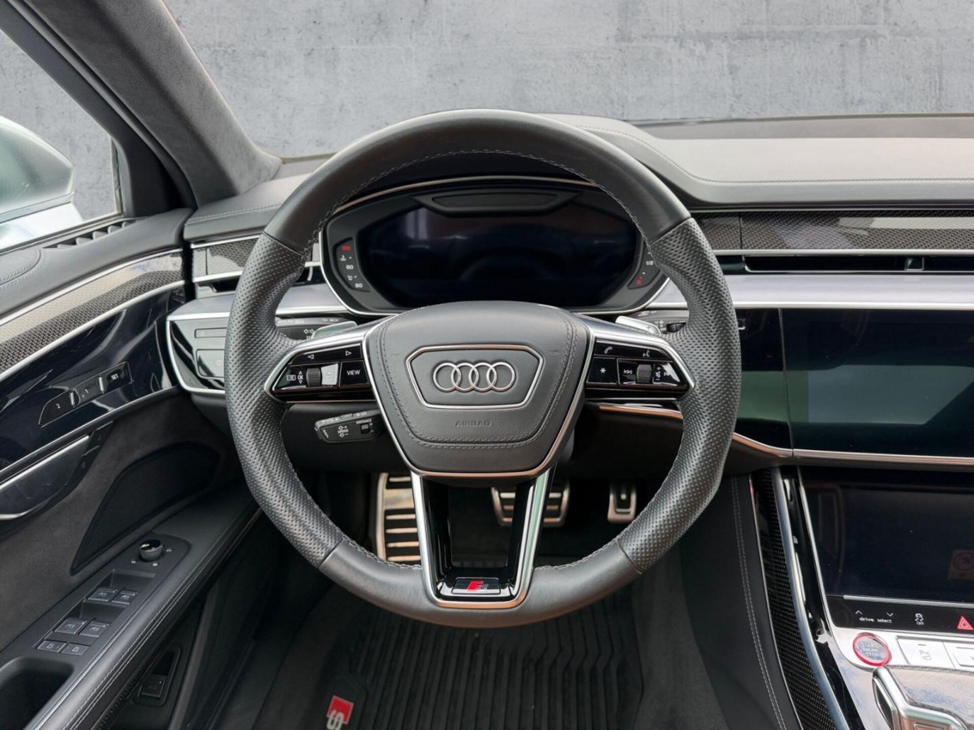 Audi S8