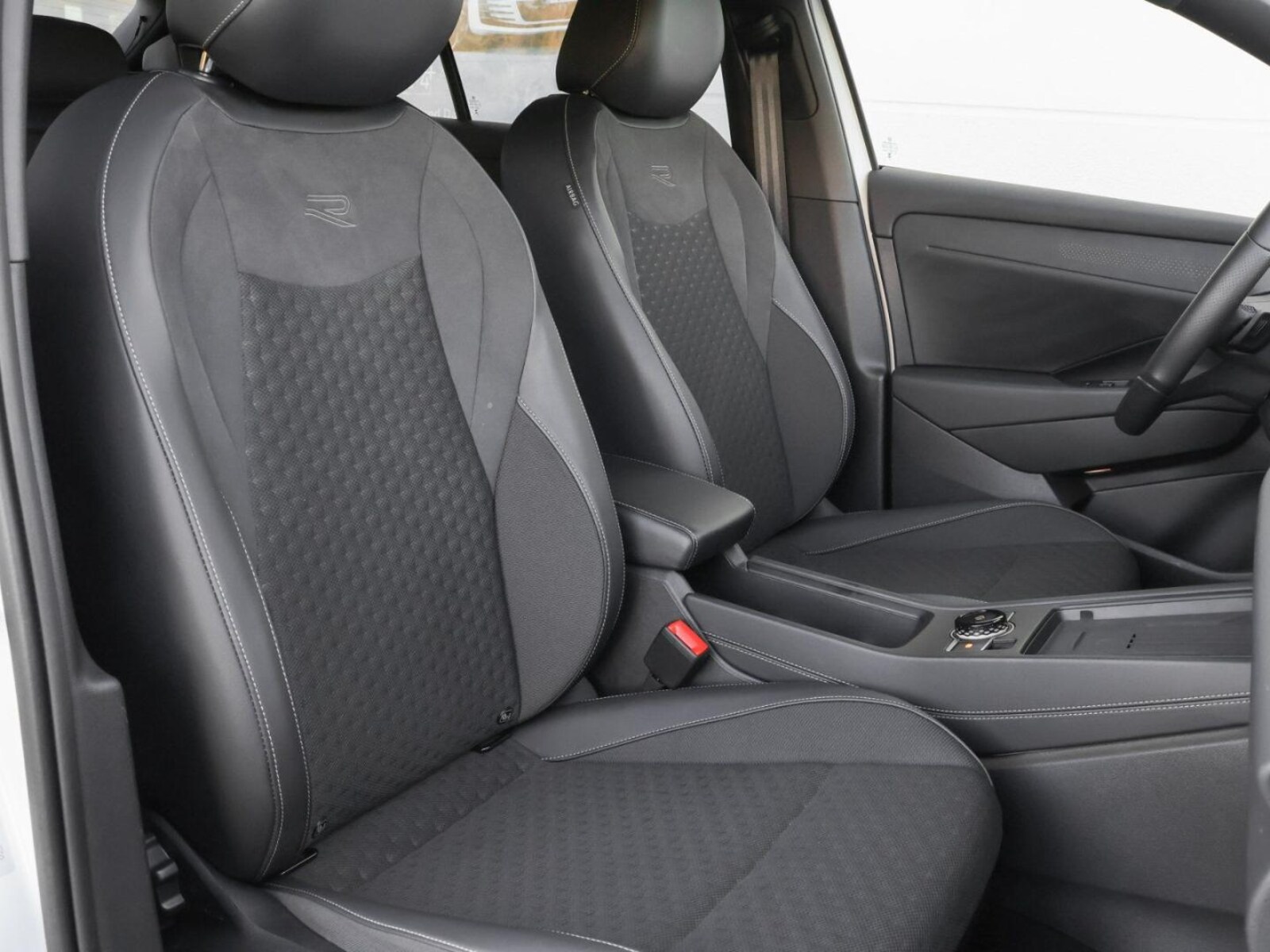 Volkswagen T-Roc – Bild 7