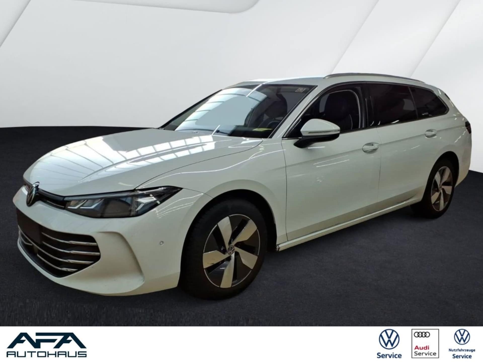 Volkswagen Passat — Volkswagen Passat Var. 1.5 eTSI Business DSG AHK*NAV*RFK*ACC