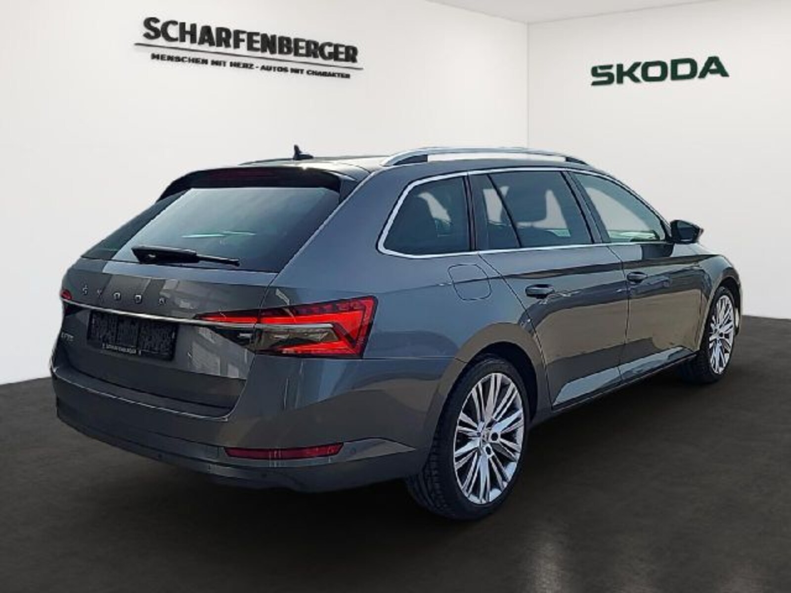 Škoda Superb Combi – Bild 3