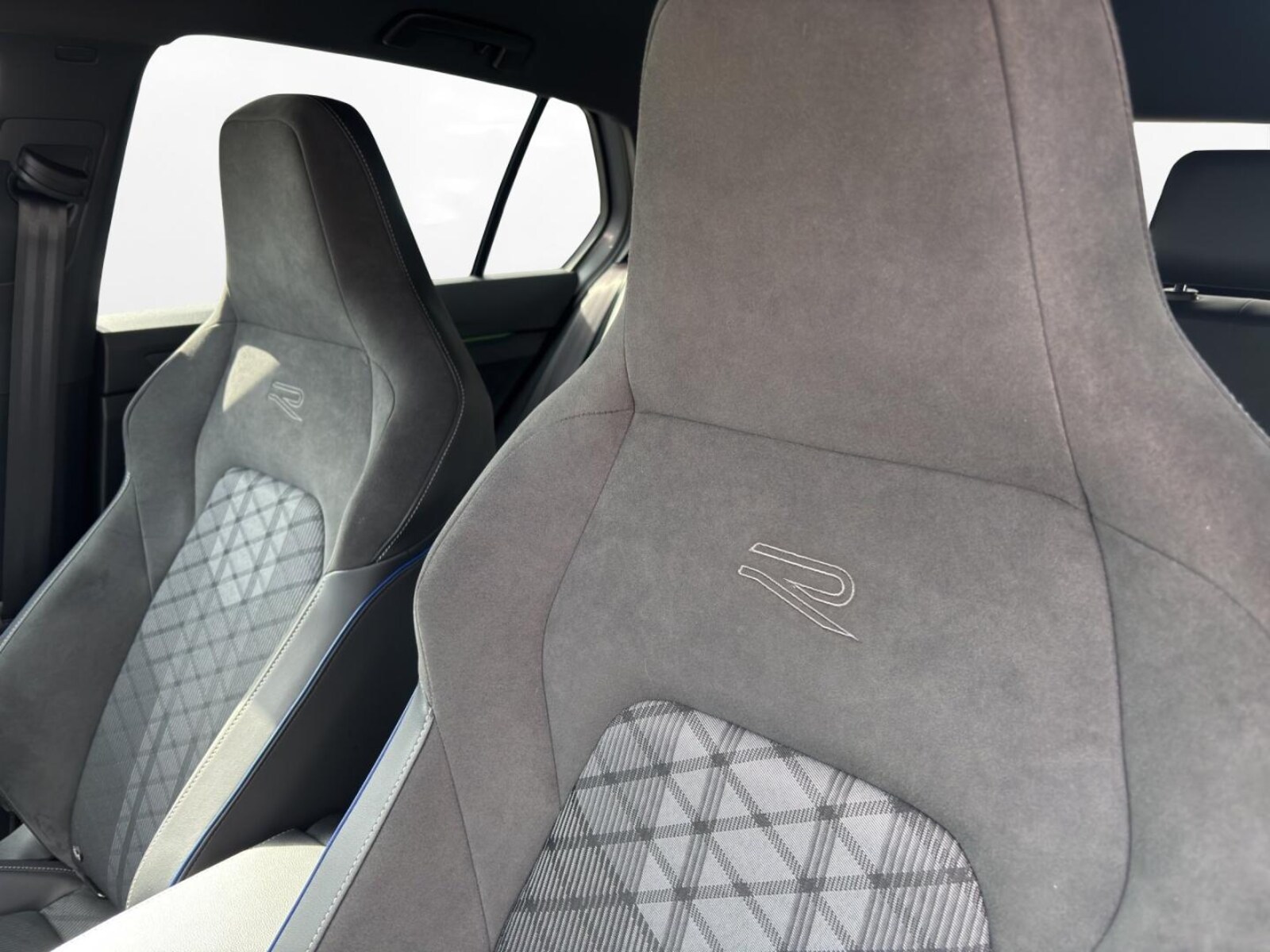 Volkswagen Golf – Bild 17