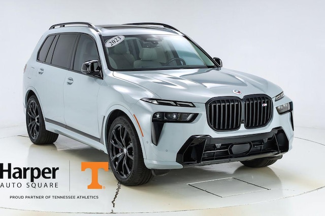 2023 BMW X7