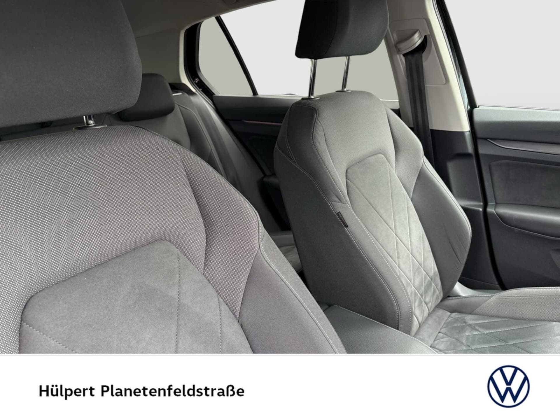 Volkswagen Golf Style