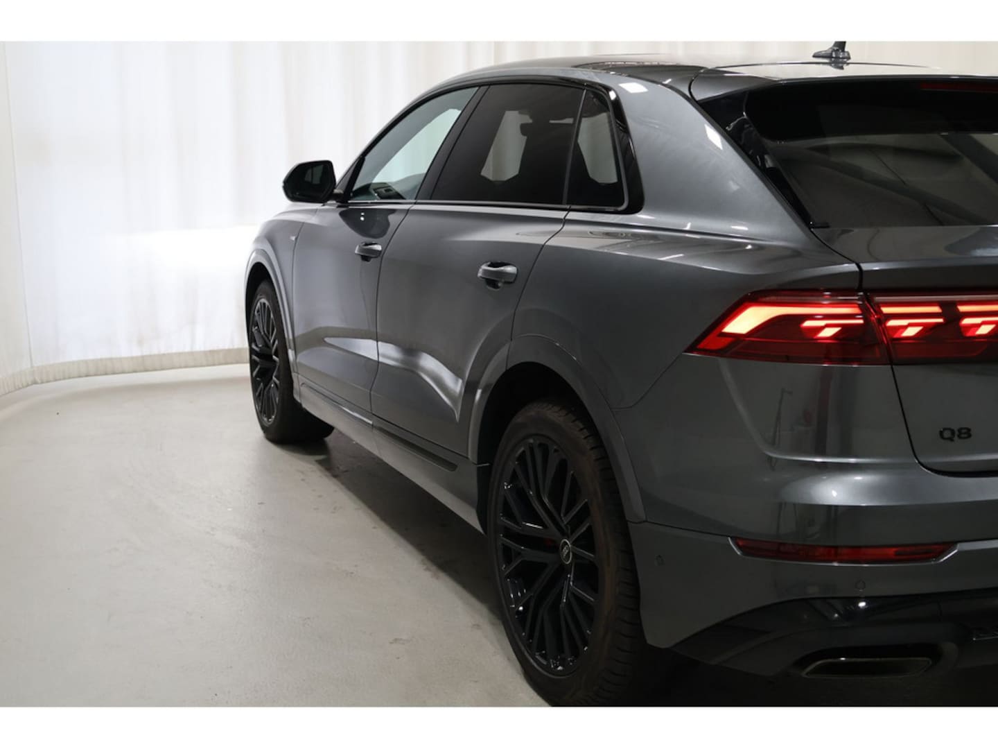 Bild über Audi Q8 SUV 50 TDI quattro tiptronic - für weitere Informationen kontaktieren Sie den Audi Partner