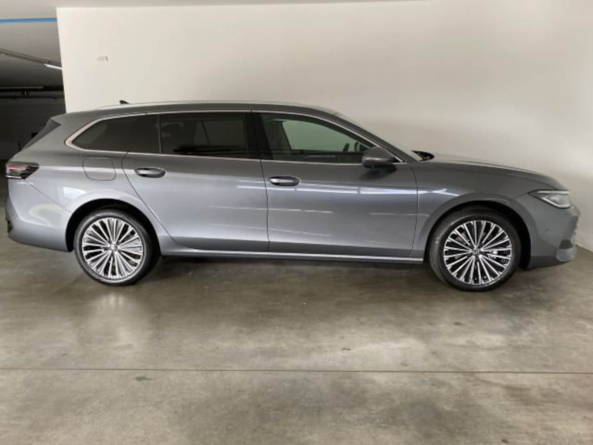 Volkswagen Passat Elegance