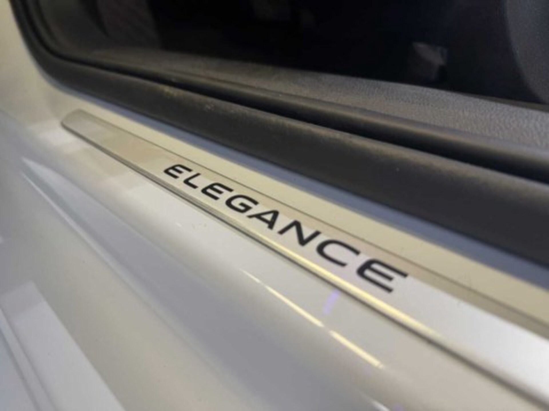 Volkswagen Passat Elegance