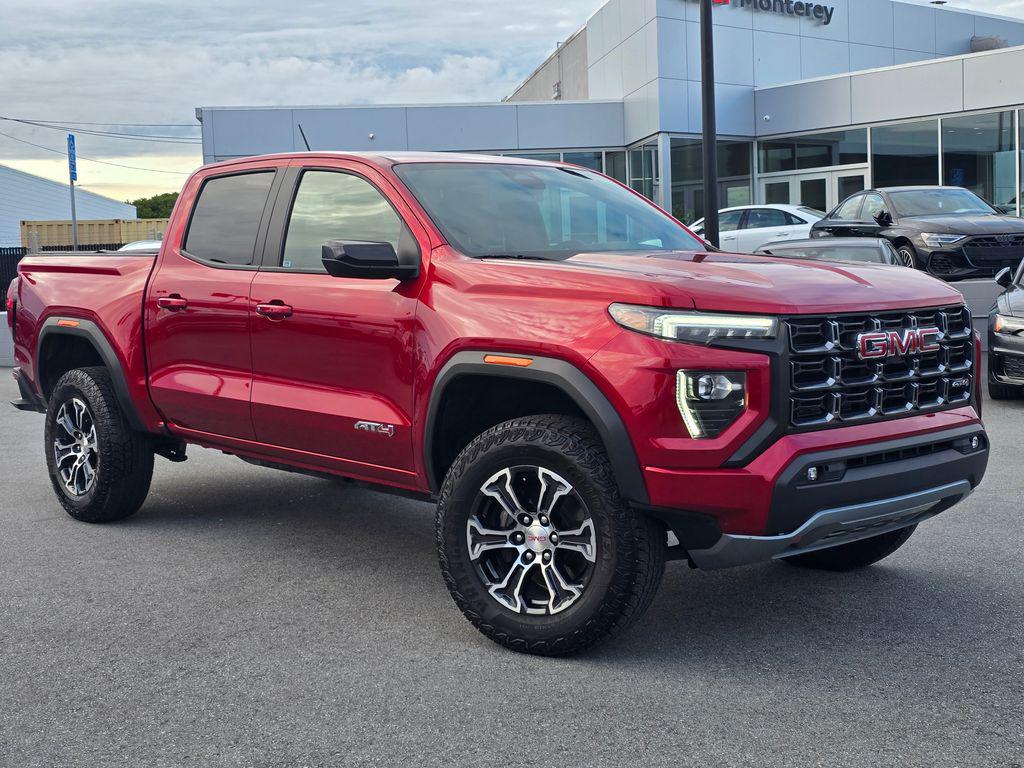 2023 GMC Canyon 4WD AT4 Crew Cab Short Box's photo