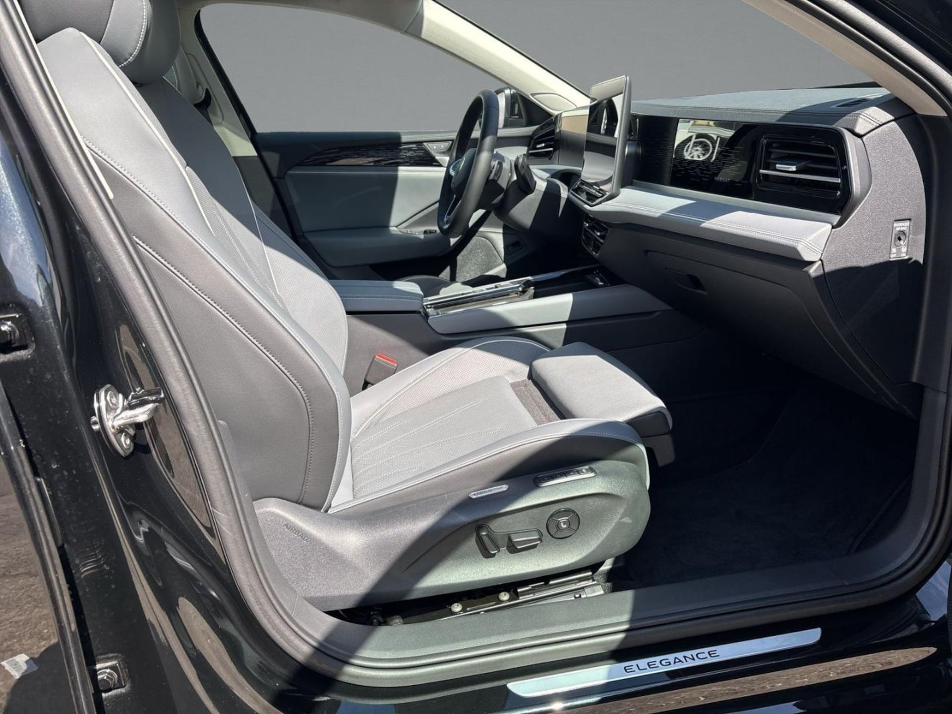 Volkswagen Passat Elegance