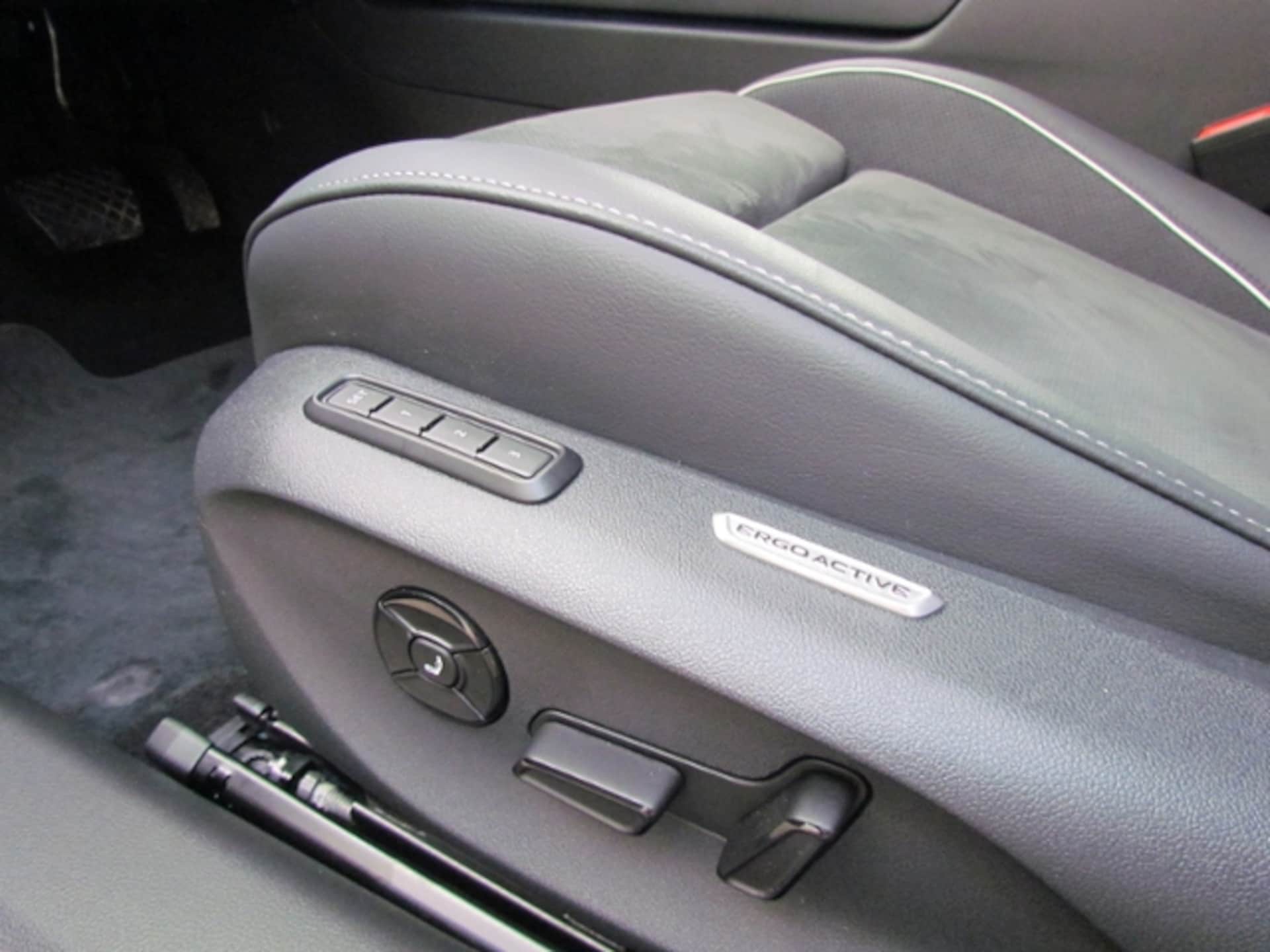 Volkswagen Passat Elegance