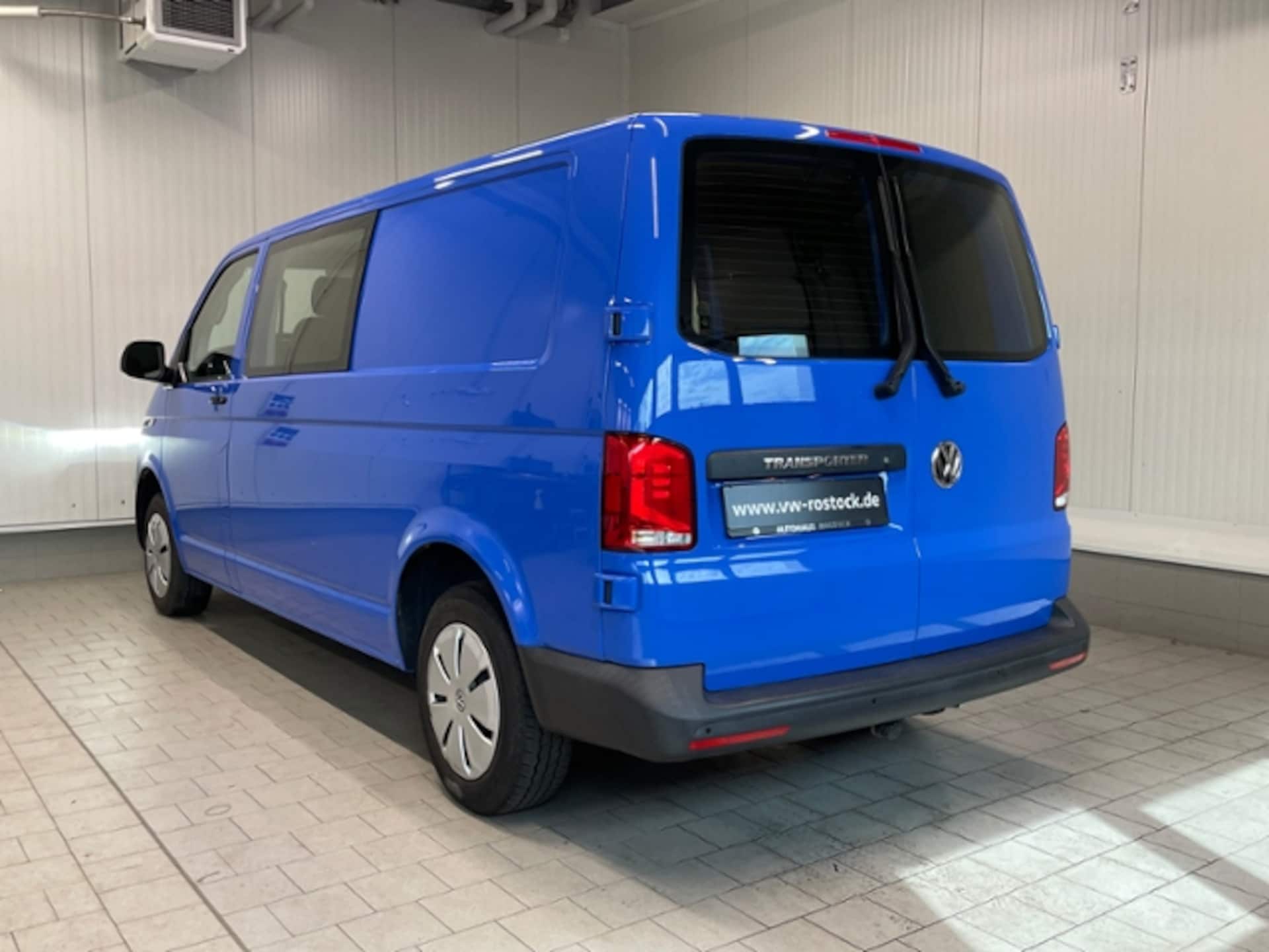 Volkswagen T6.1 Transporter Kombi langer Radstand
