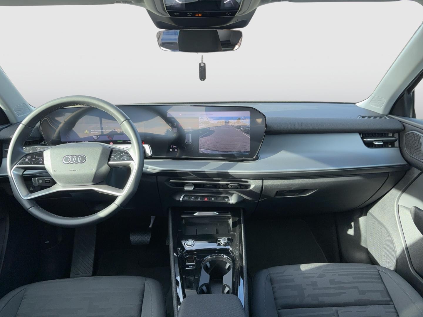 Bild über Audi Q3 SUV TFSI 110 kW S tronic - für weitere Informationen kontaktieren Sie den Audi Partner