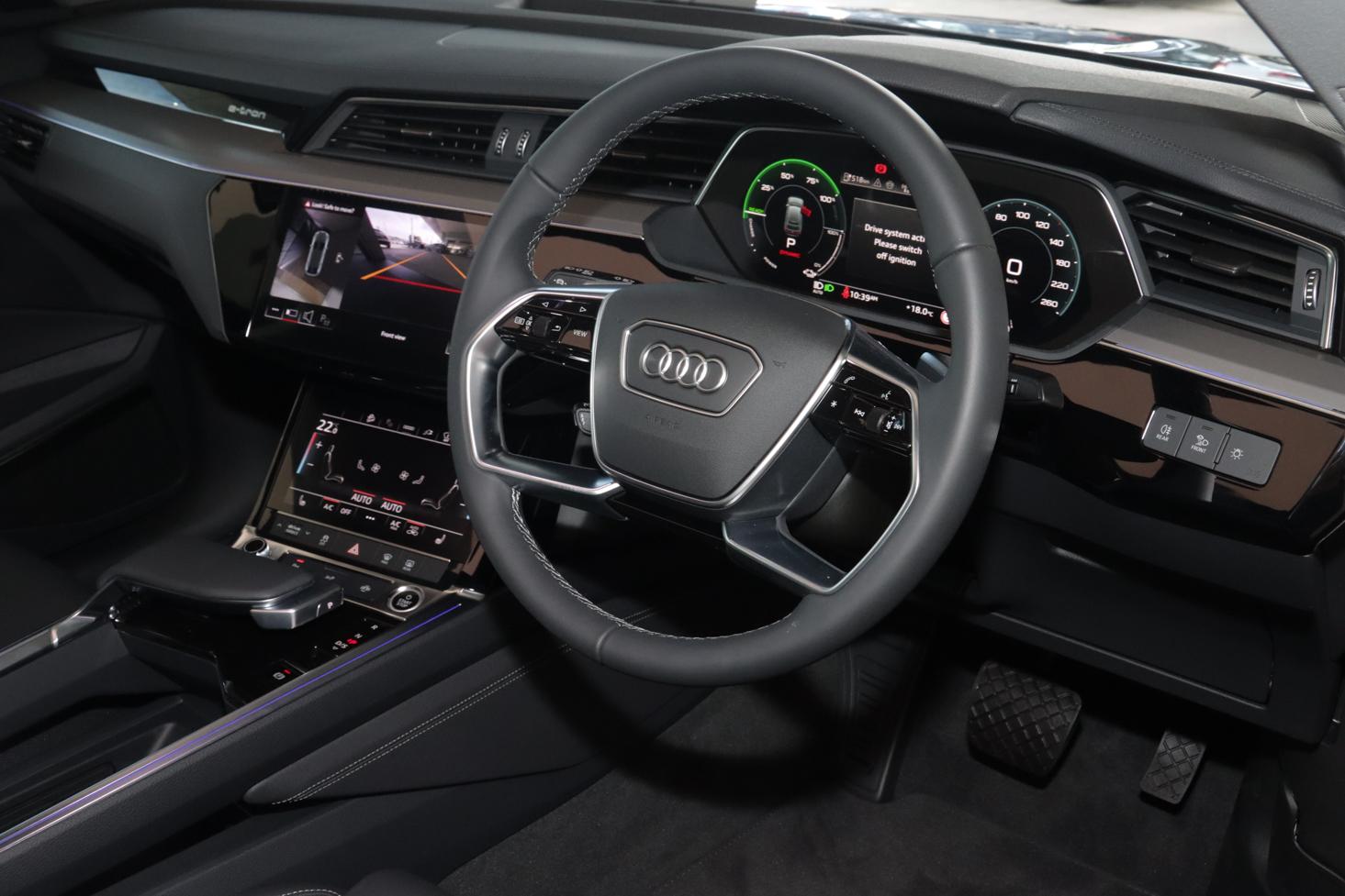 Audi Q8 Sportback e-tron