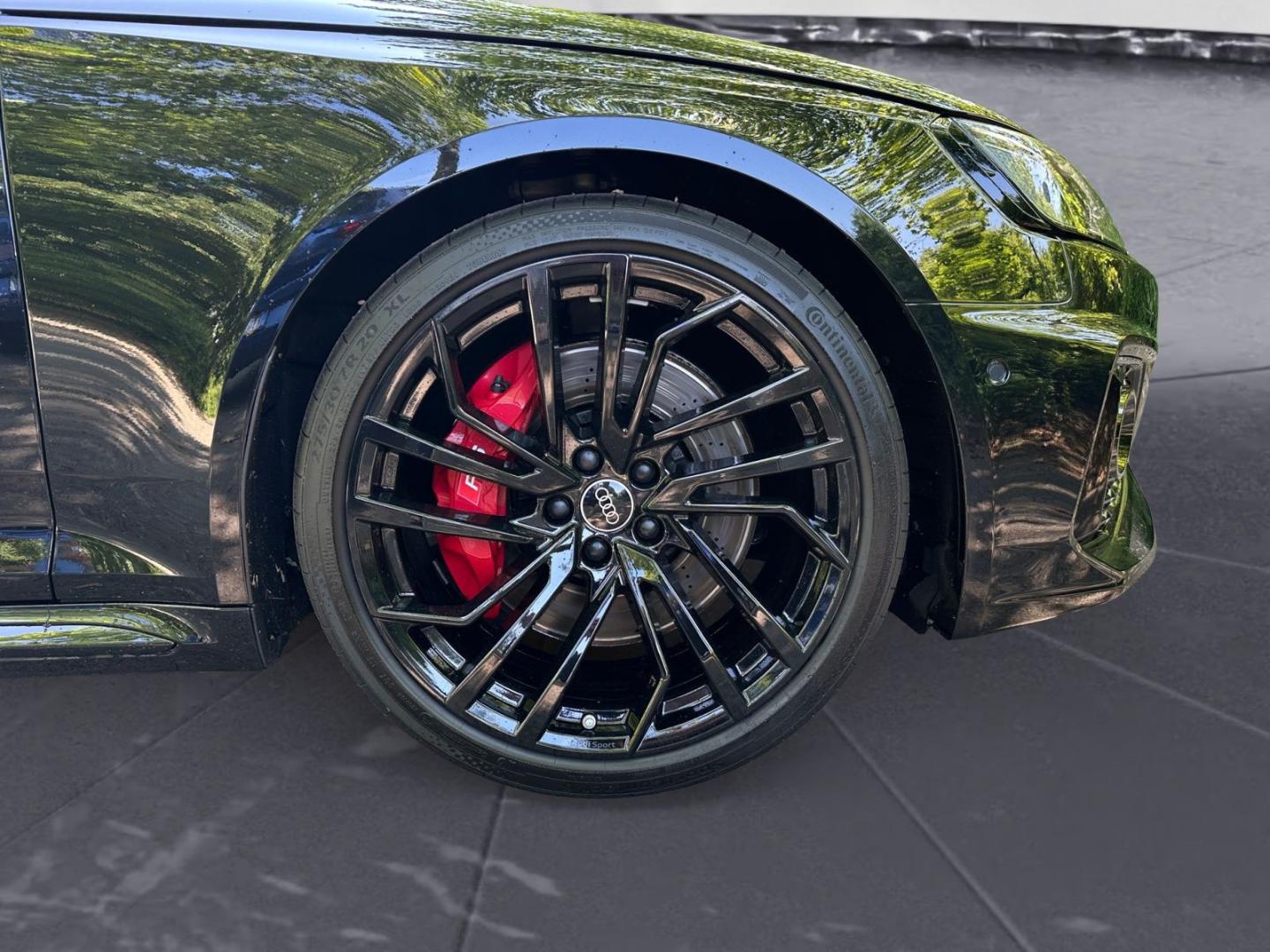 Image about Audi RS 4 Avant TFSI quattro tiptronic