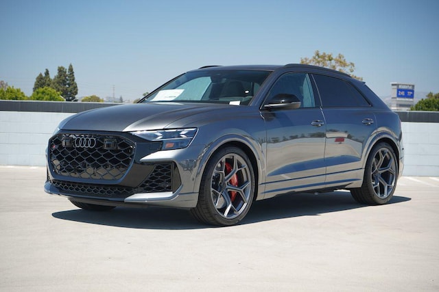 2026 Audi RS Q8 SUV performance