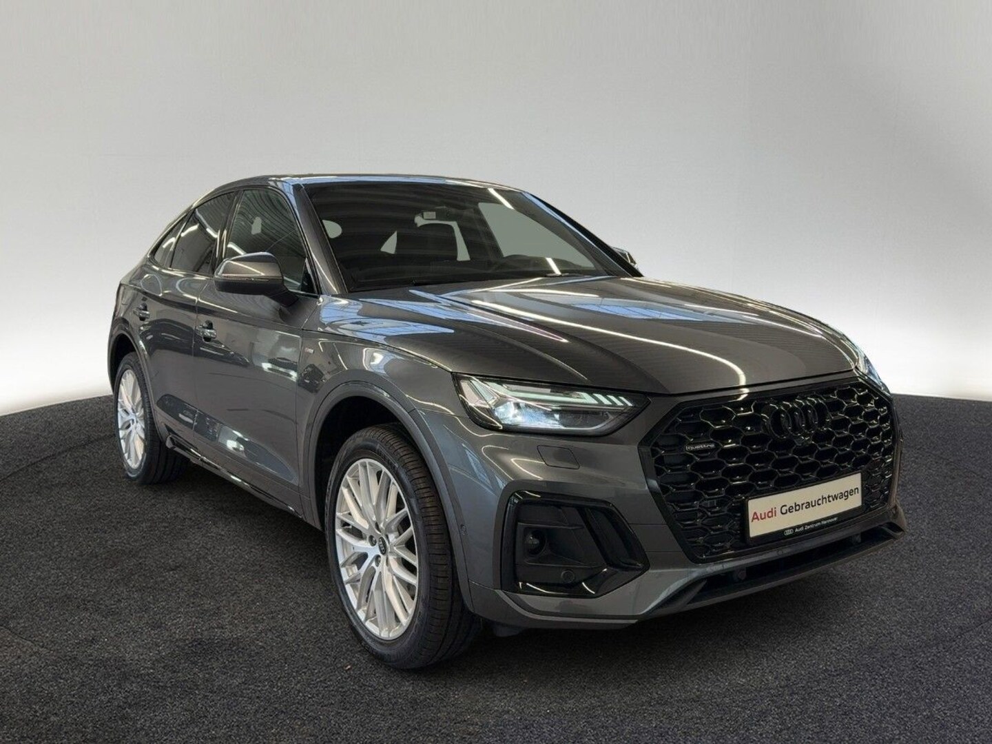 Bild über Audi Q5 Sportback 40 TDI quattro S tronic - für weitere Informationen kontaktieren Sie den Audi Partner