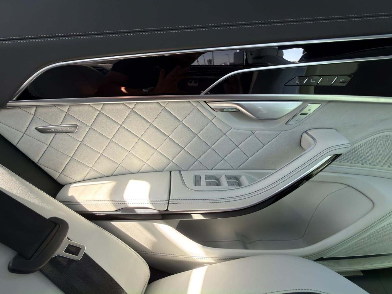 Audi A8 L – Bild 20