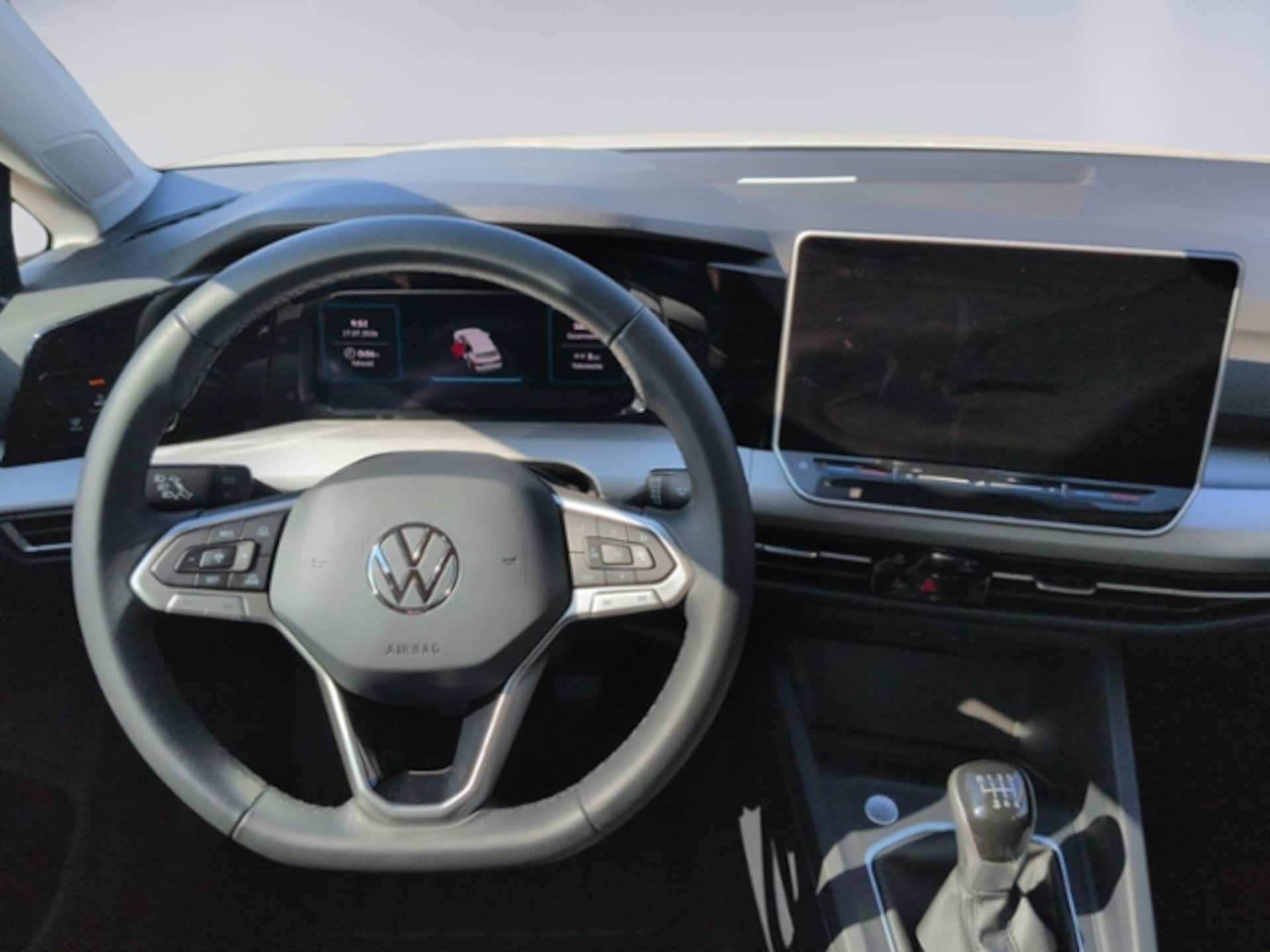 Volkswagen Golf Variant Life