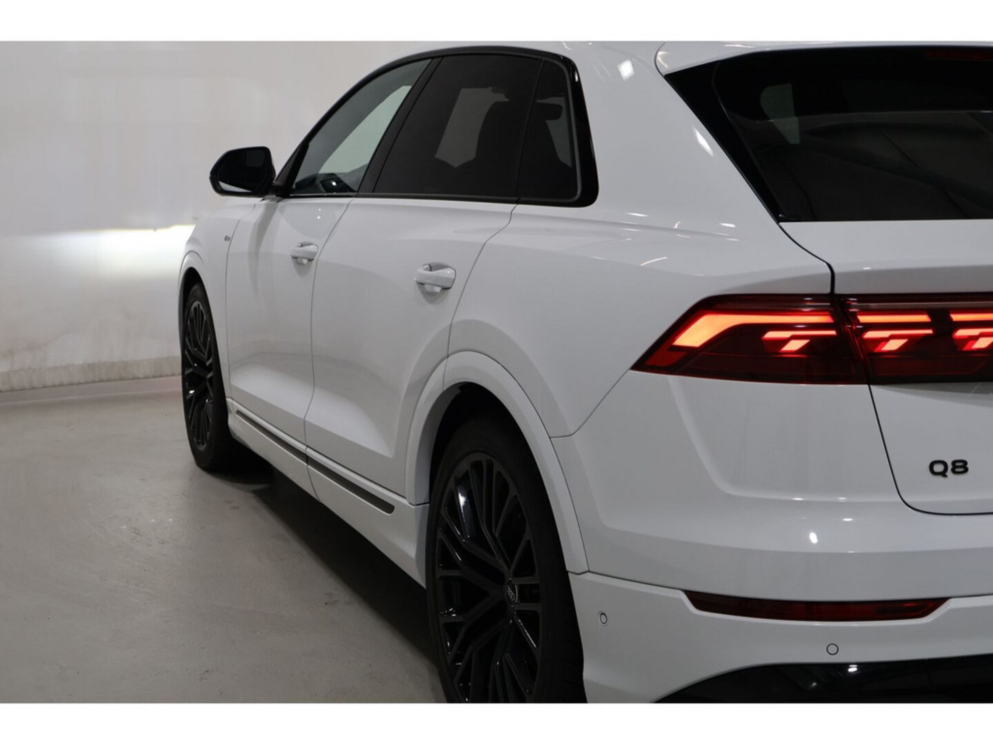 Bild über Audi Q8 SUV 50 TDI quattro tiptronic - für weitere Informationen kontaktieren Sie den Audi Partner
