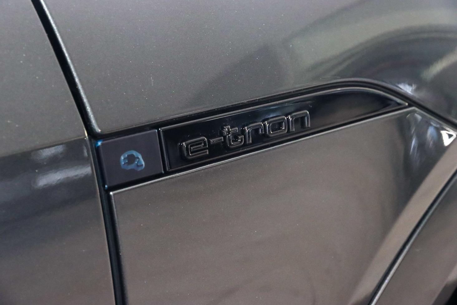 Audi Q8 Sportback e-tron