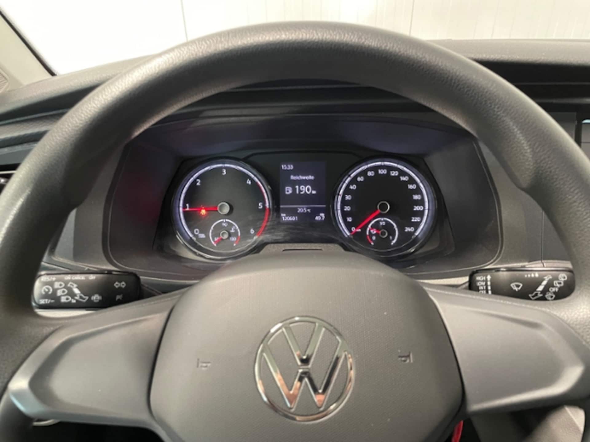 Volkswagen T6.1 Transporter Kombi langer Radstand