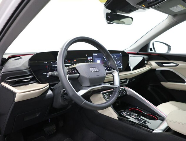2025 Audi Q5 Premium - Photo 15