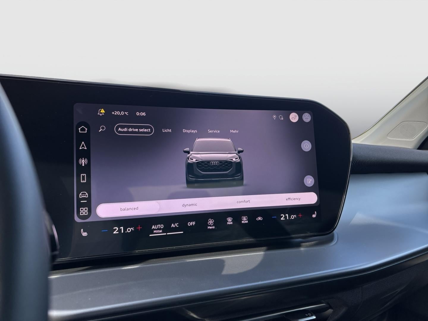 Bild über Audi Q3 SUV TFSI 110 kW S tronic - für weitere Informationen kontaktieren Sie den Audi Partner
