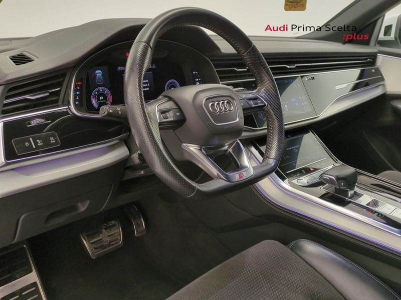 Audi Q8 SUV