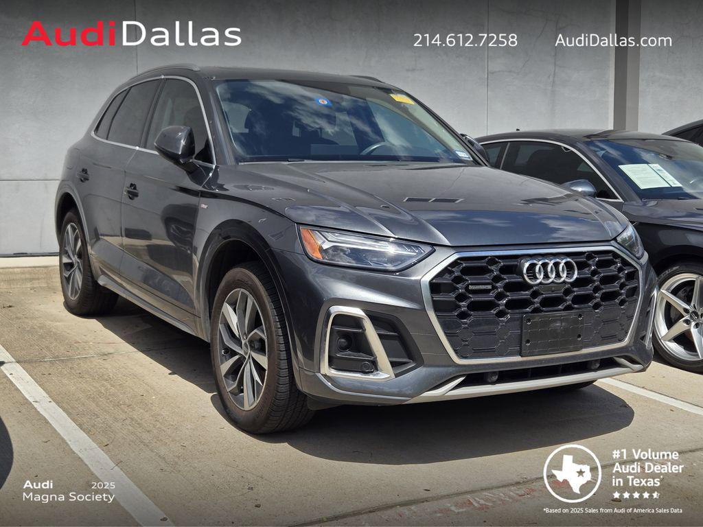 2023 Audi Q5 45 Premium Plus's photo