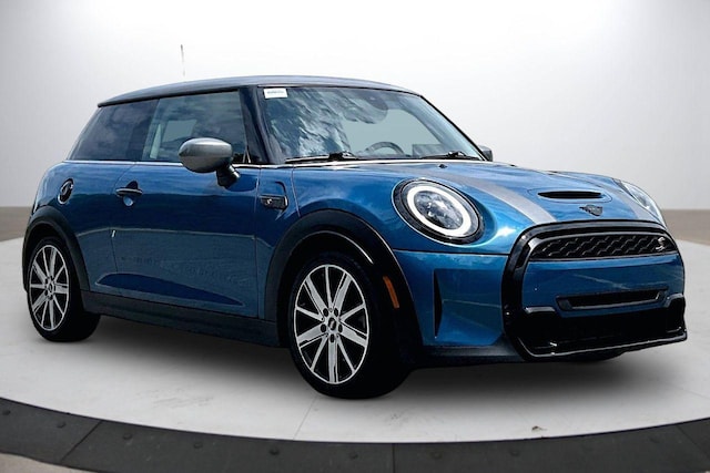 2023 MINI