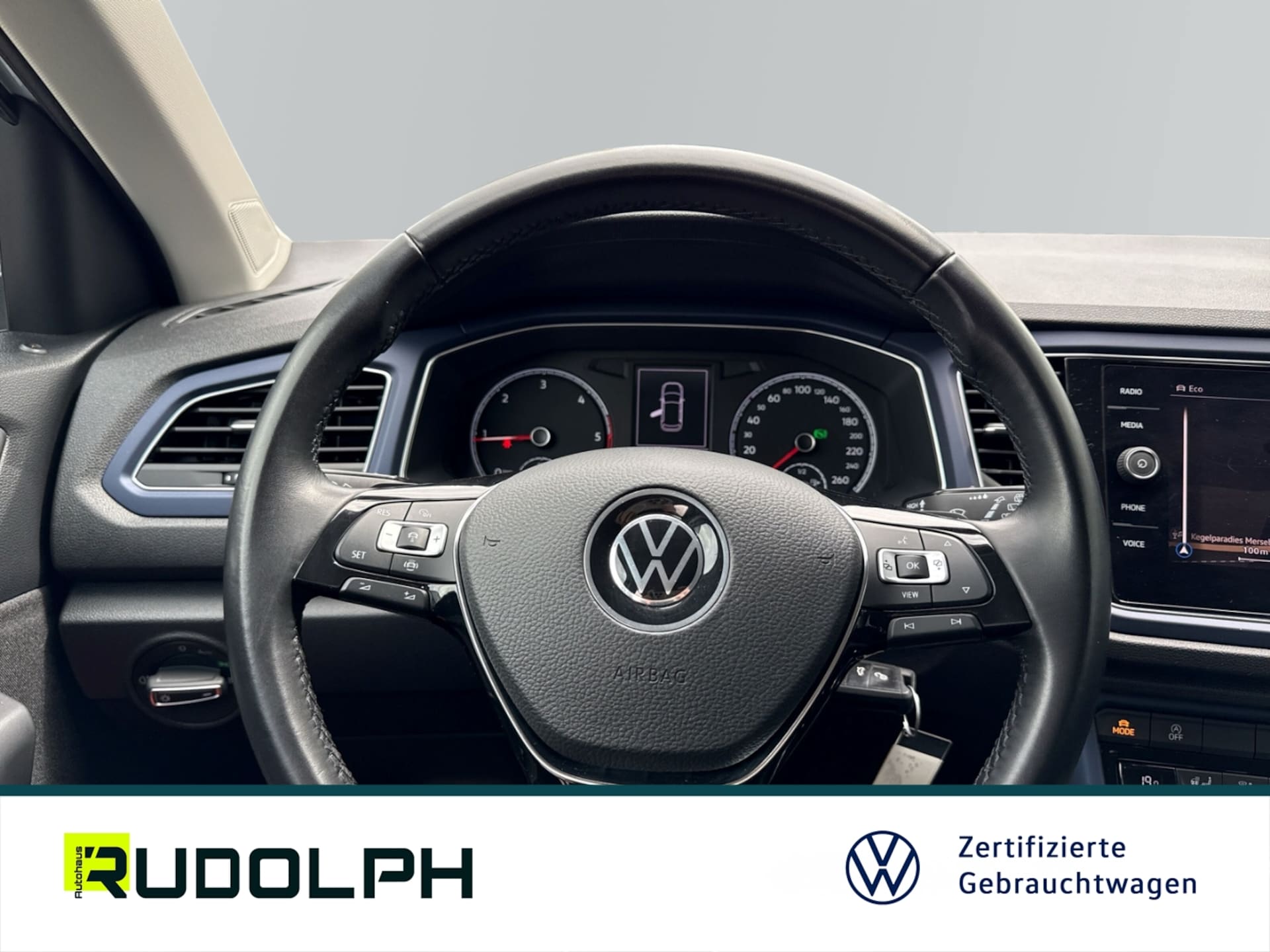 Volkswagen T-Roc United