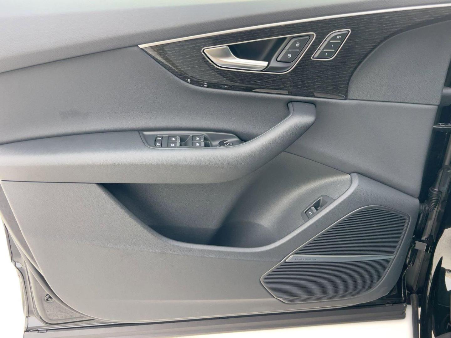 2026 Audi Q7 Premium - Photo 13