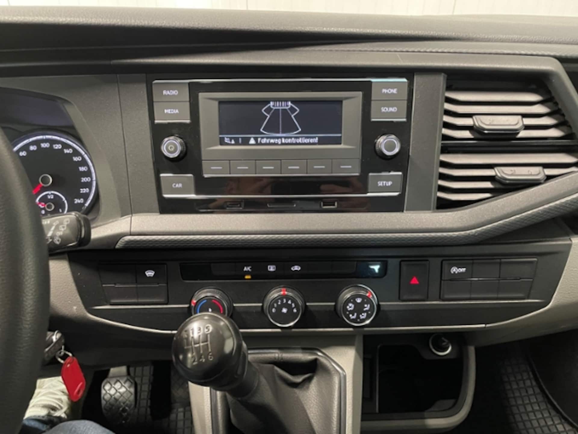 Volkswagen T6.1 Transporter Kombi langer Radstand