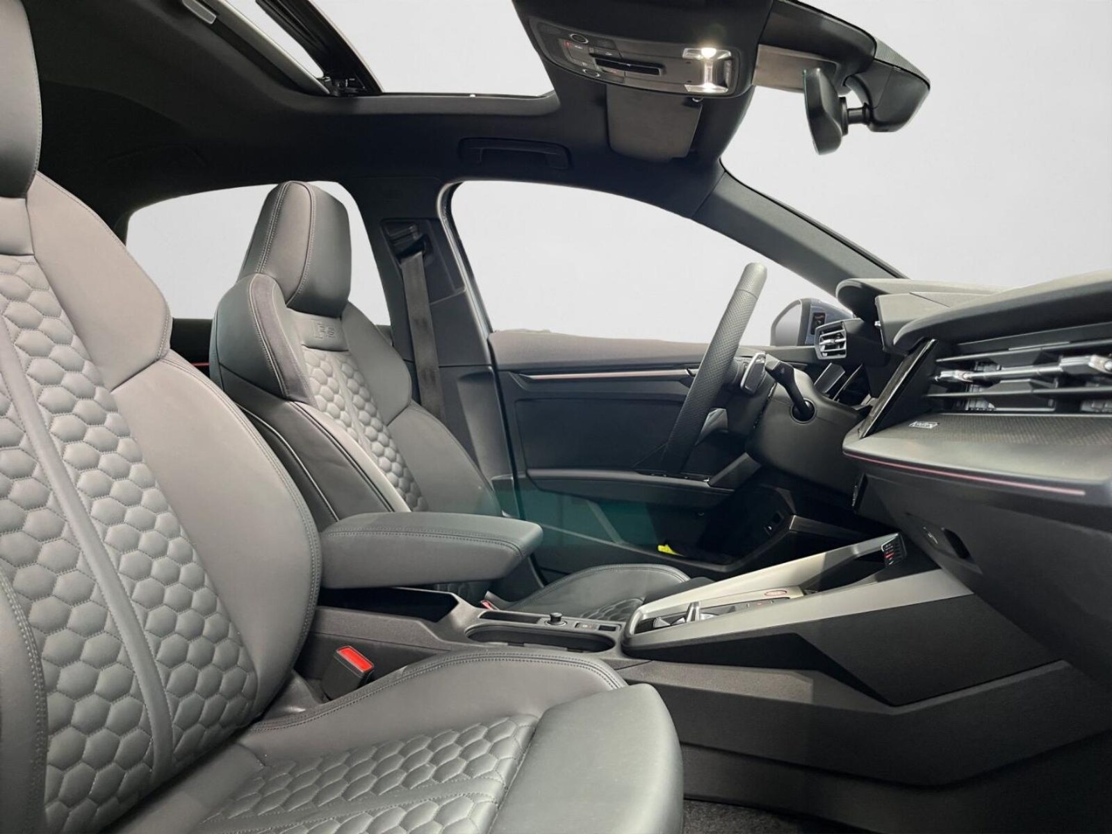 Audi RS 3 Limousine – Bild 4