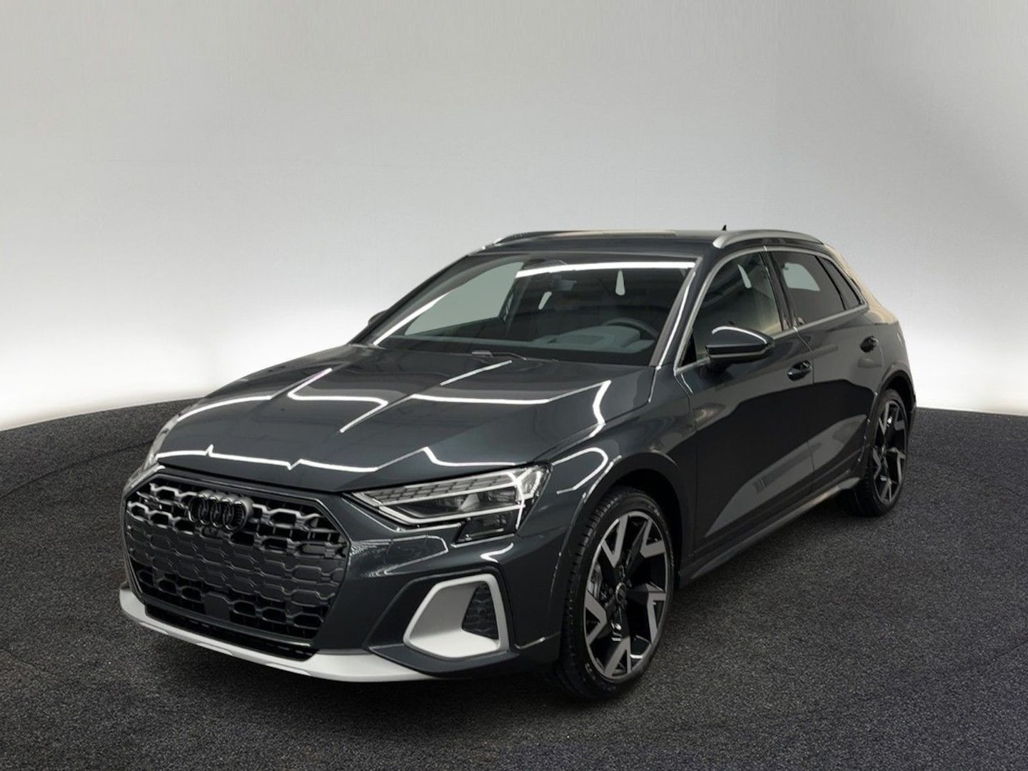 Bild über Audi A3 allstreet TFSI quattro S tronic - für weitere Informationen kontaktieren Sie den Audi Partner