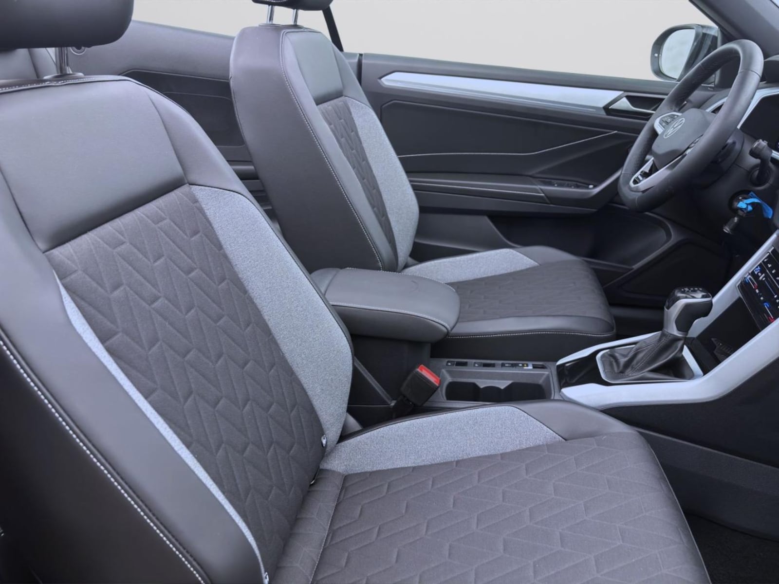 Volkswagen T-Roc Cabriolet – Bild 17
