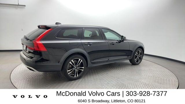 2018 Volvo V90 Cross Country