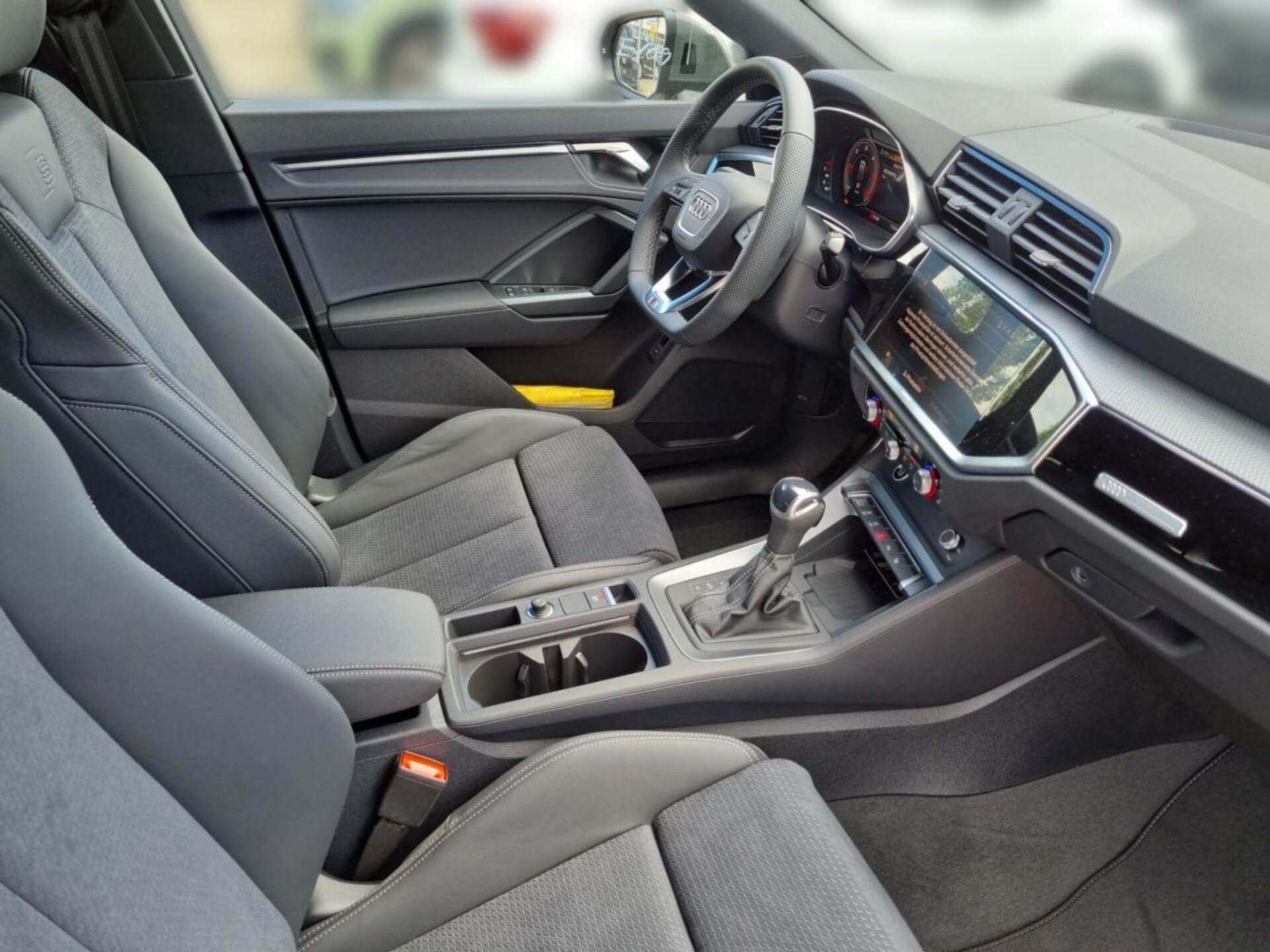 Audi Q3 Sportback S line