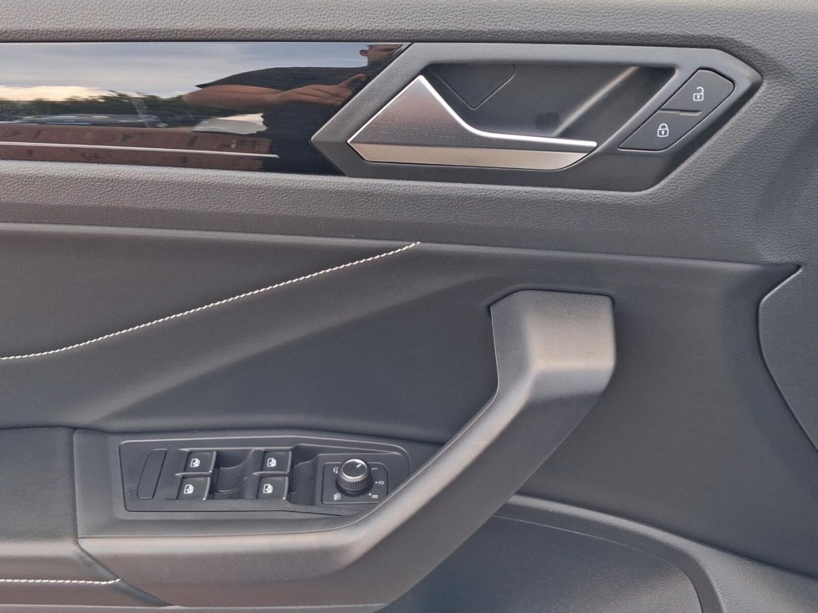 Volkswagen T-Roc Cabriolet – Bild 7